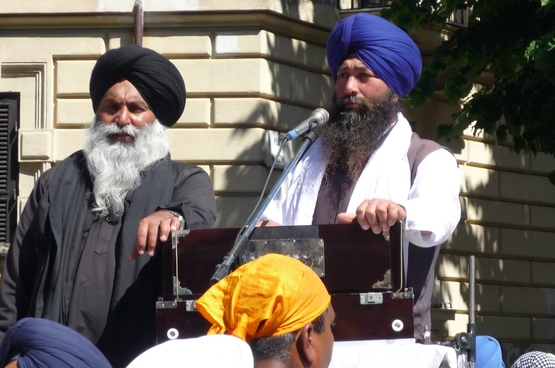 Cerimonia dei Indiani Sikh a Terracina
